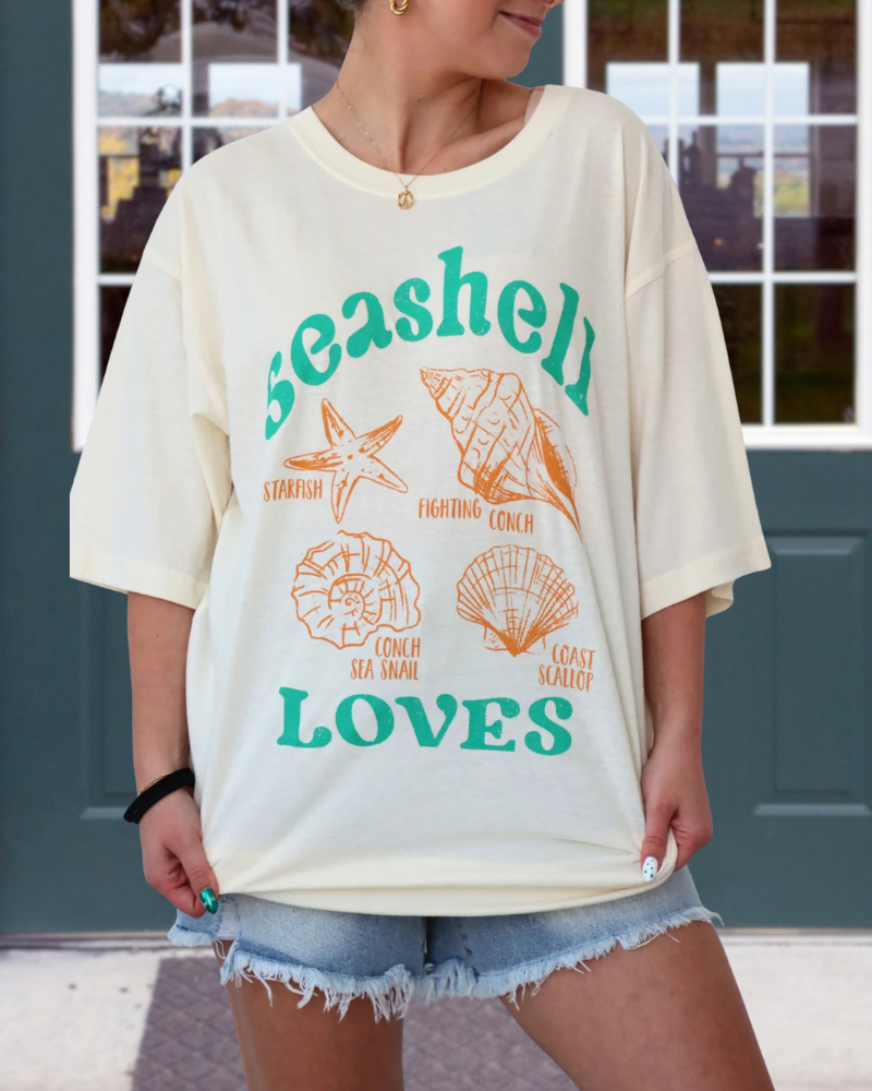 Seashell Loves T-shirt