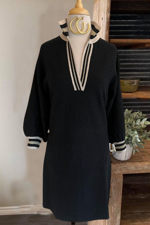 Quilted Ribbed Trim V-Neck Dress