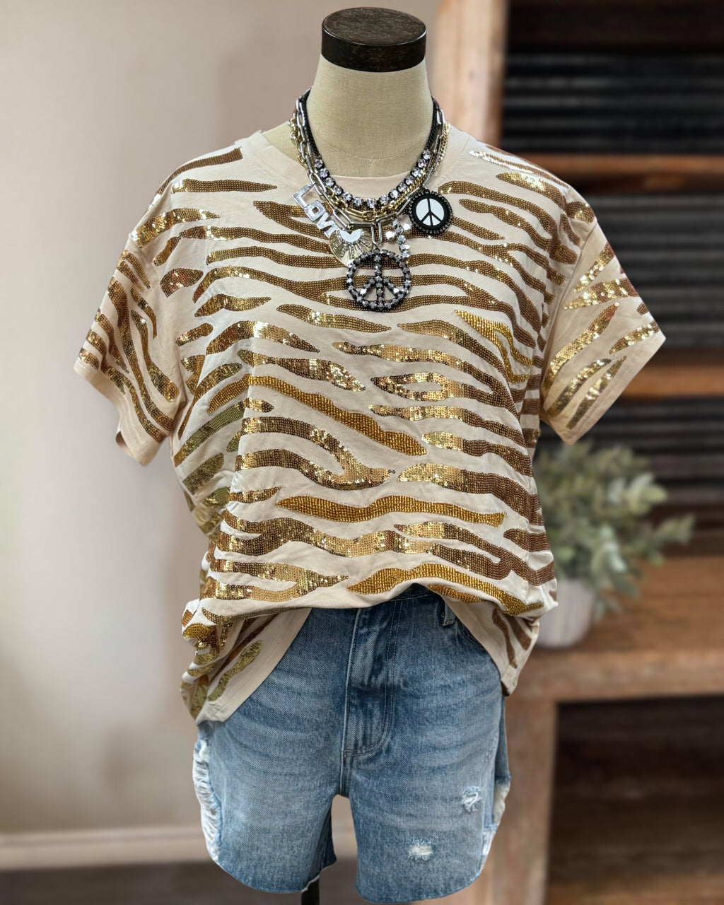 Shine Shine Sequin Tiger Tee