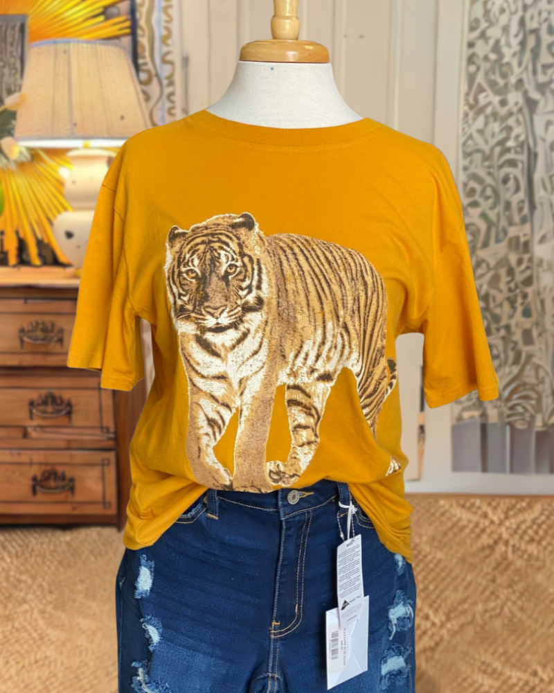 Oversized Tiger Crewneck T-shirt