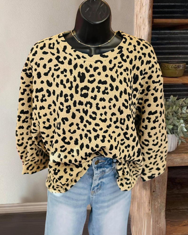 Fashionable Leopard Crewneck Sweatshirt